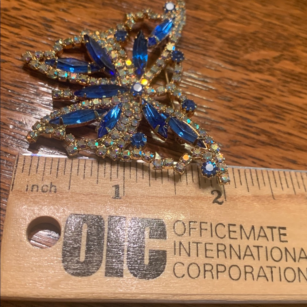 Vintage butterfly pin - Picture 4 of 4